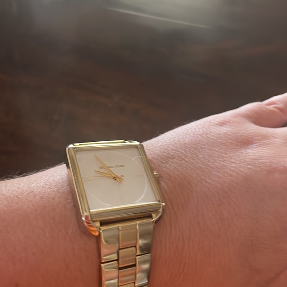 Michael Kors watch - Picture 5 of 12